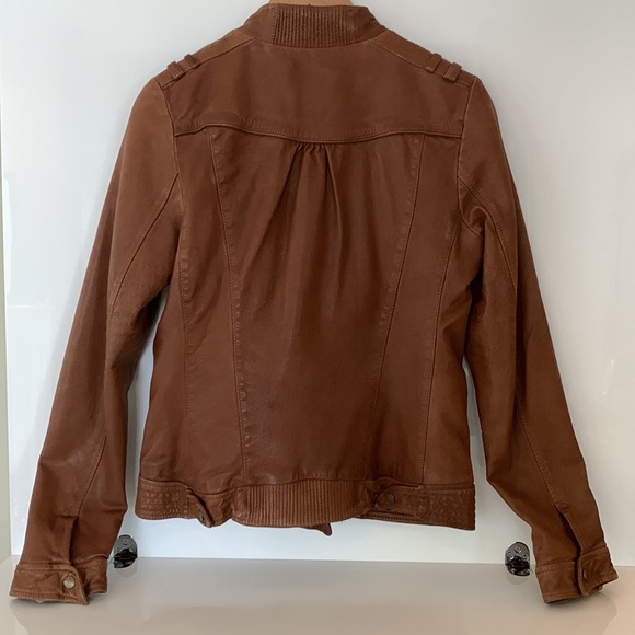 Cole Haan vintage-leather bomber, fully-lined. ✨LIKE NEW✨ - Picture 2 of 12